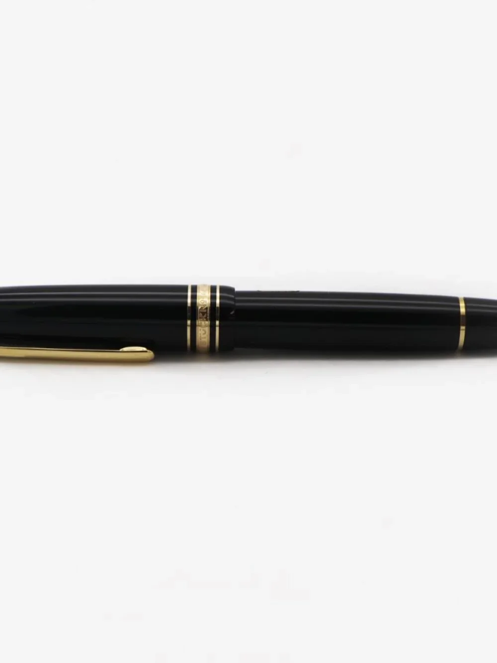 Meisterstück Gold-Coated Classique Fountain Pen -Size M Black